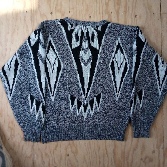 Vintage Fashion Police Abstract Geometric Crewneck Sweater - Picture 6 of 6